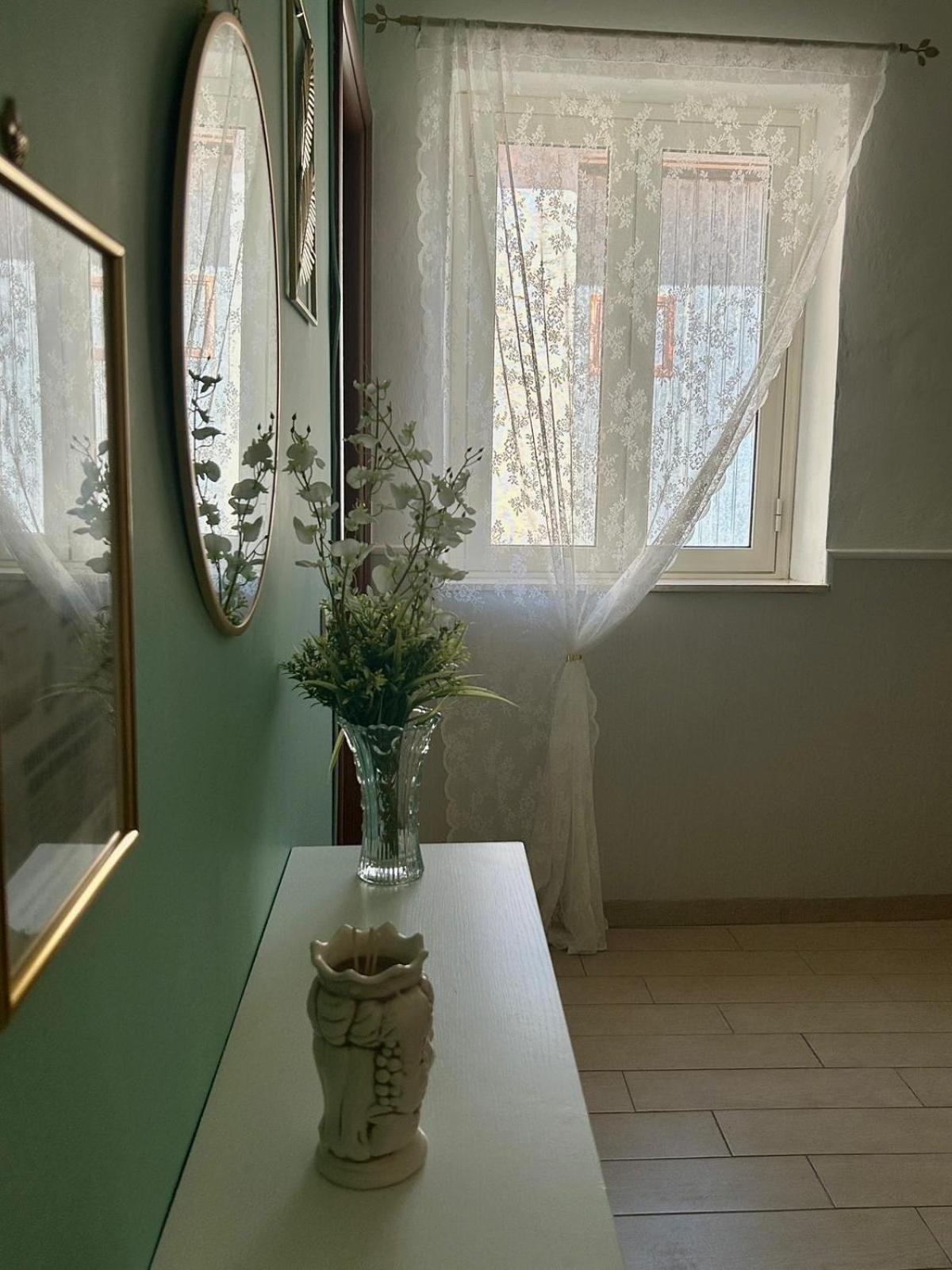 La Finestrella Apartment *